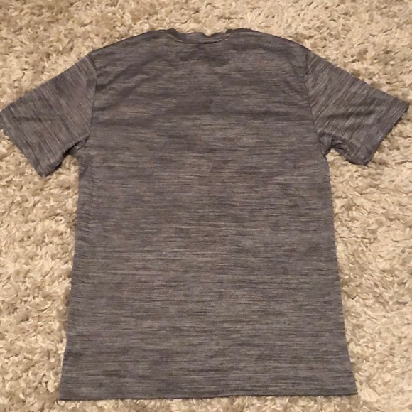 Reebok Men’s Shirt - Picture 3 of 3